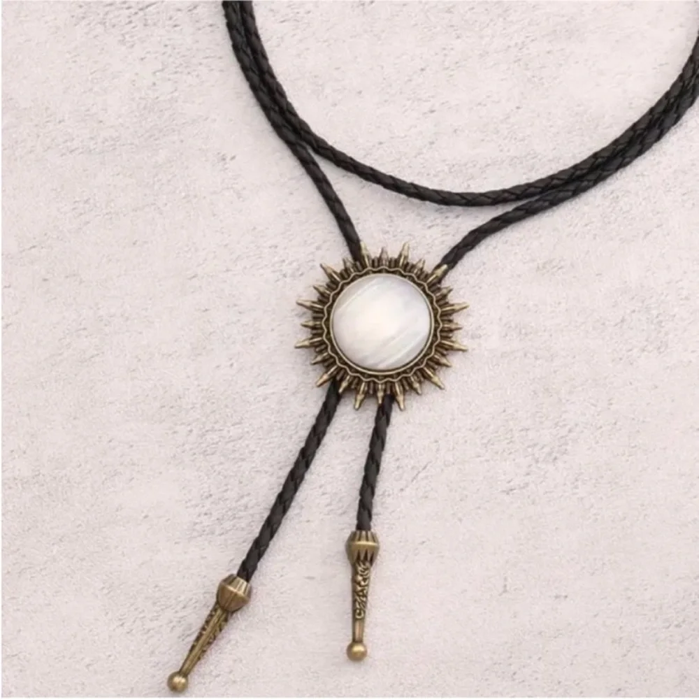 NWOT Free People Bolo Lariat Necklace (1006)